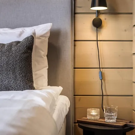 Levin Lyhty Bella B5 By Hilla