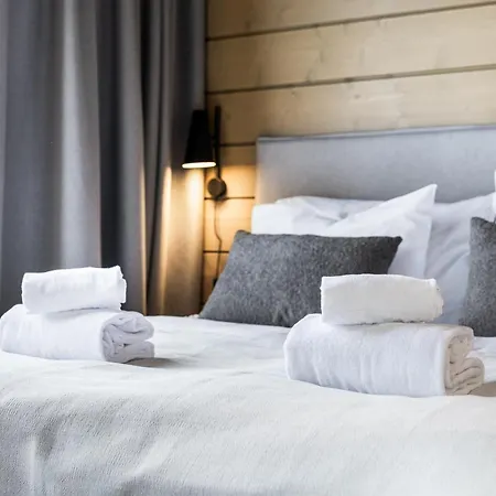 Levin Lyhty Bella B5 By Hilla * Levi