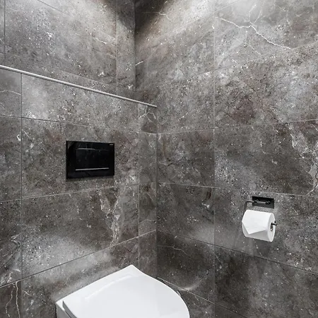 Levin Lyhty Bella B5 By Hilla Apartment
